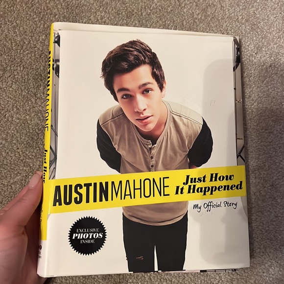📖AUSTIN MAHONE: “Just How it Happened” book, great condition. - Picture 2 of 5